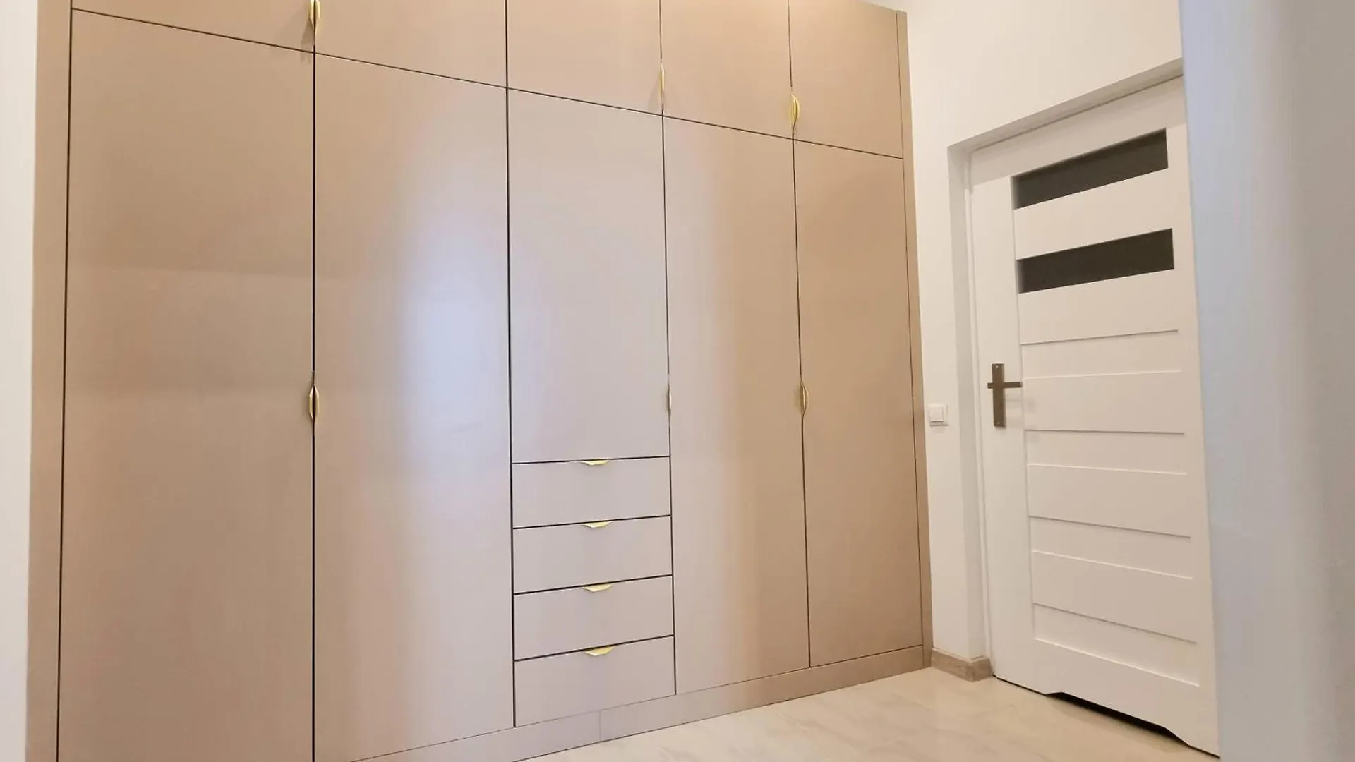 Nook Nook Apartments Katarzyny 2 location