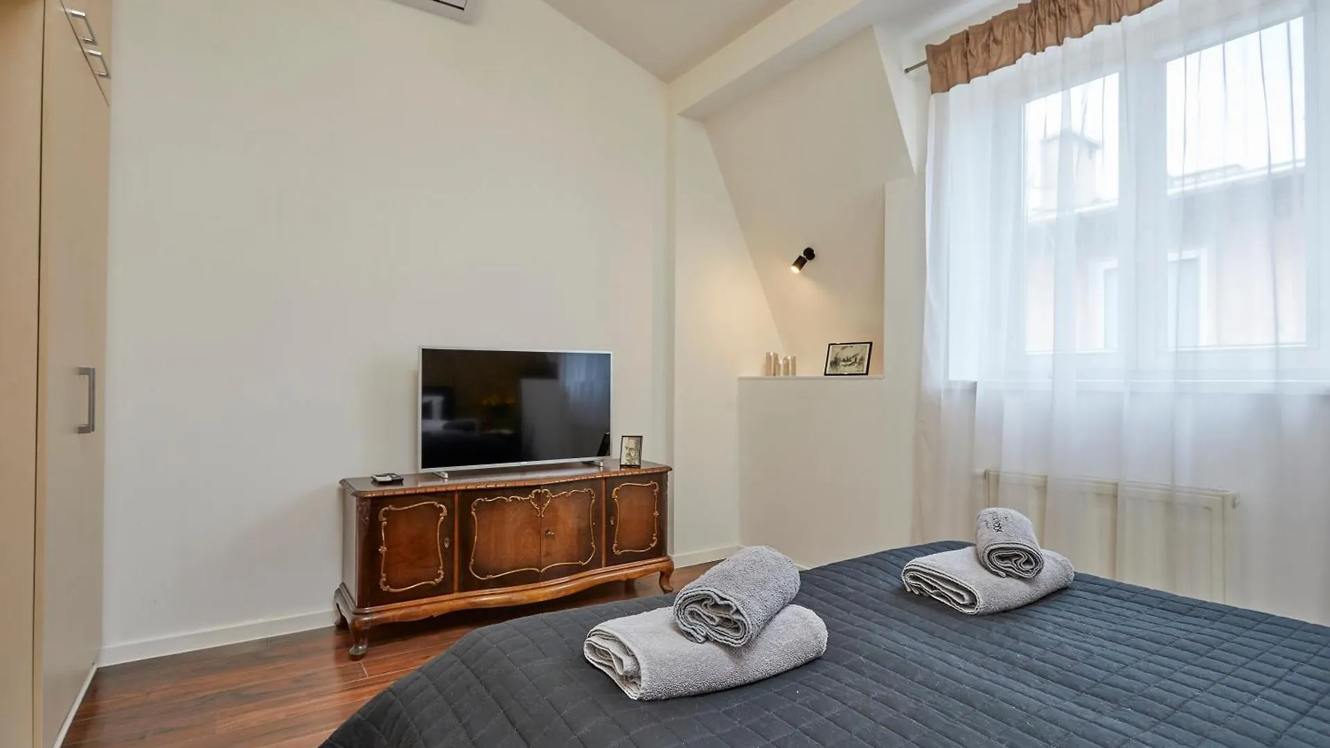 Nook Nook Apartments Katarzyny 2 Krakow Poland